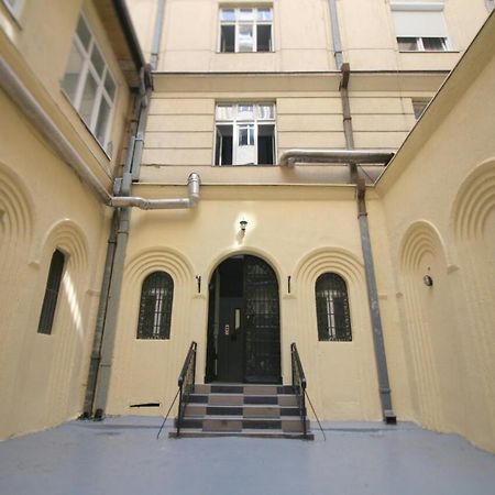 Studio Apartman Kocka بلغراد المظهر الخارجي الصورة